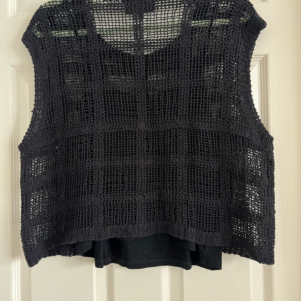 Sunday in Brooklyn black sweater tank w/cami. EIC. Onesize. - Picture 5 of 6